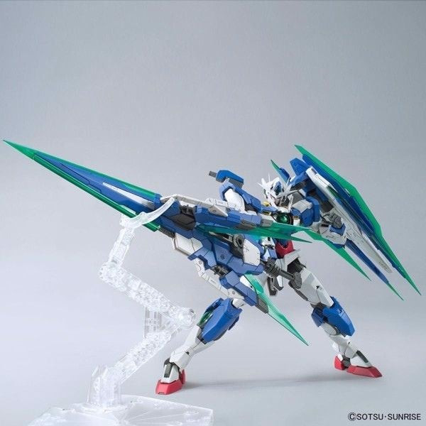 Buster_Gundam_Mg_Bandai_0E4Fae69A59A4022A05E50E036F66083_Grande_881C18Af7C4A45469Ed31Dcf2760616E_Master.jpg Gundam