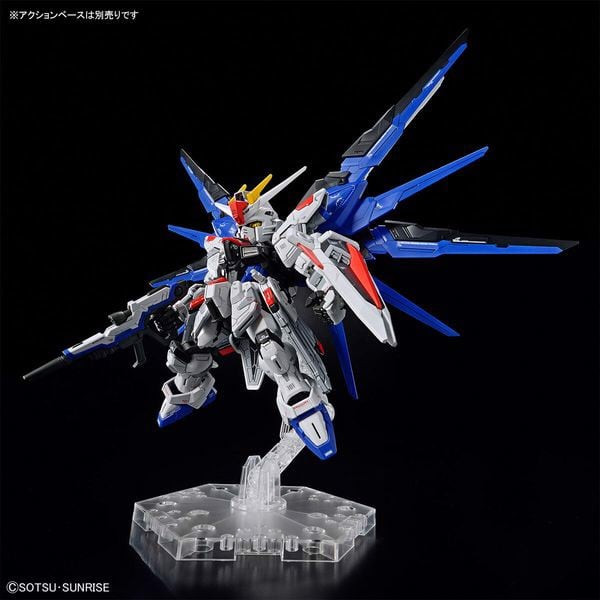 Mua_Ban_Zgmf-X10A_Freedom_Gundam_Mgsd_Gia_Re_Cf03Bd4829784E35B7Dd09E48Dab8E15_Master.jpg Gundam