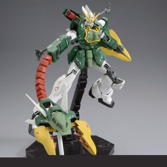 Altron_Gundam_Ew_P_Bandai_Mg__1_100_Vietnam_Grande.jpg Gundam