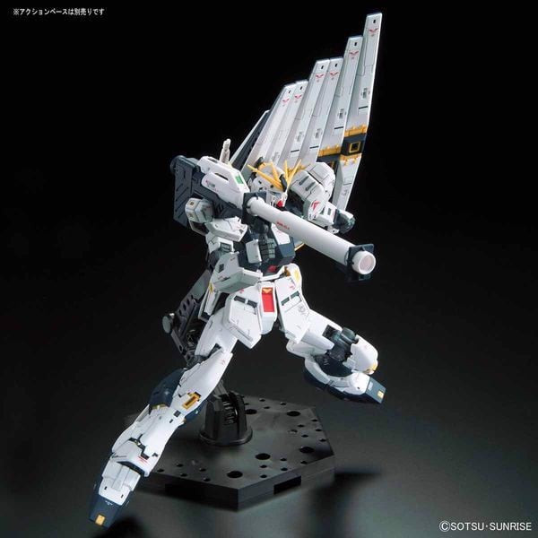 Cua_Hang_Ban_Nu_Gundam_Rg_Gunpla_Baf1E142Cc764C31A98Ae1De181D13F3_Grande.jpg Gundam