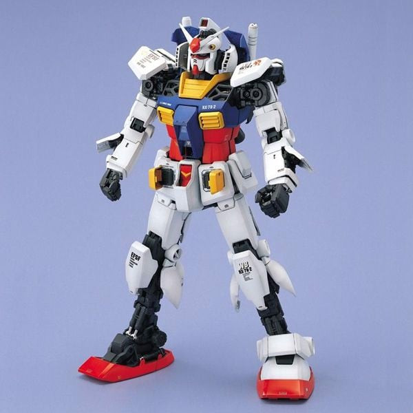 Cua_Hang_Ban_Rx-78-2_Gundam_Be1Bc8828Ba44B9Aaaf4B1C0A303E0F2_Master.jpg Gundam