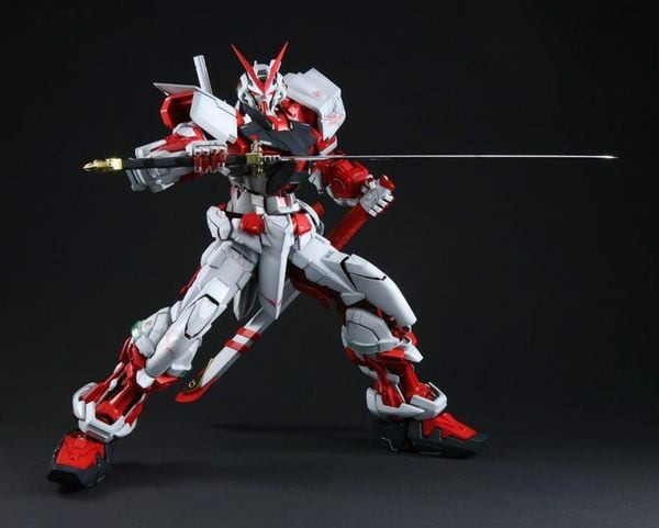 Custom_Robot_Mbf-P02_Gundam_Astray_Red_Frame_Pg_7830Ddf68Fc64E27A1Dfcb30498748A9_Grande.jpg Gundam