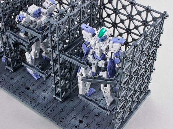 Customize_Scene_Base_Truss_Base_Ver_Bandai_Chat_Luong_Cao_000426Fad52241769423Dc855C50B731_Grande.jpg Gundam