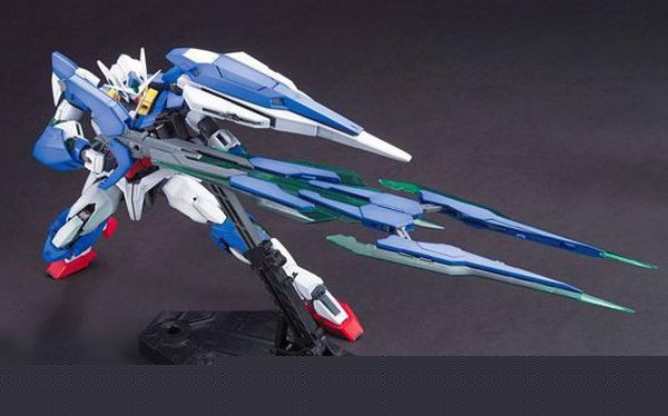 Figure_00_Qan_T__Quanta_Mg_Gundam_Bandai_20E9292F08124A319E8318Cdf25A054D_Grande.jpg Gundam