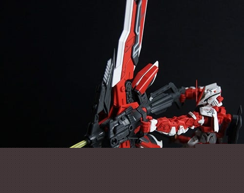 Gundam_Astray_Red_Frame_Kai_Lowe_Guele_S_Customize_Mg__1100_Grande.jpg Gundam