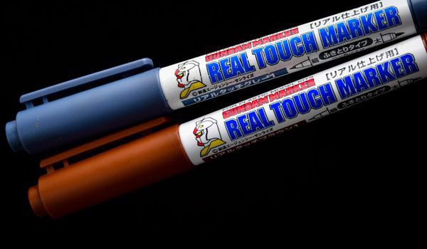 Gundam_Marker_Real_Touch_Nhat_Ban_9B2E9C4C6A684029A0649E4A846B36D1_Grande.jpg Gundam