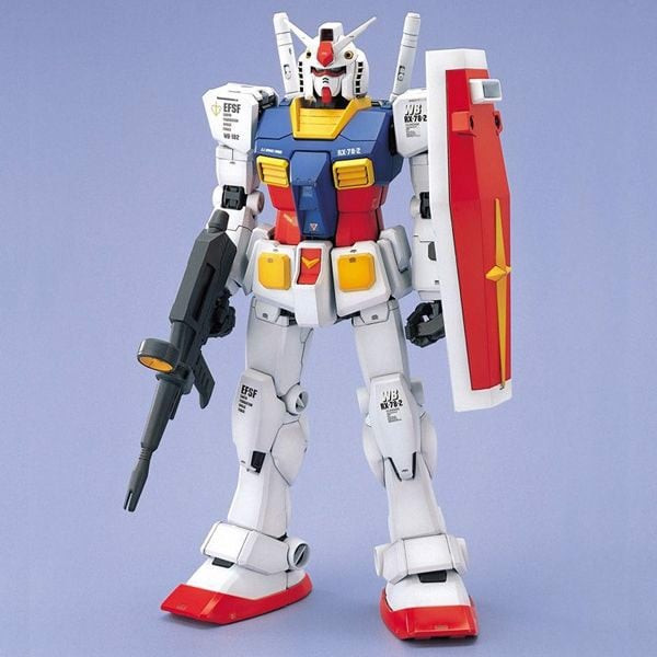 Gundam_Shop_Ban_Rx-78-2_Gundam_B96Edbae59Fd46A09B3F2B90E57De351_Grande.jpg Gundam