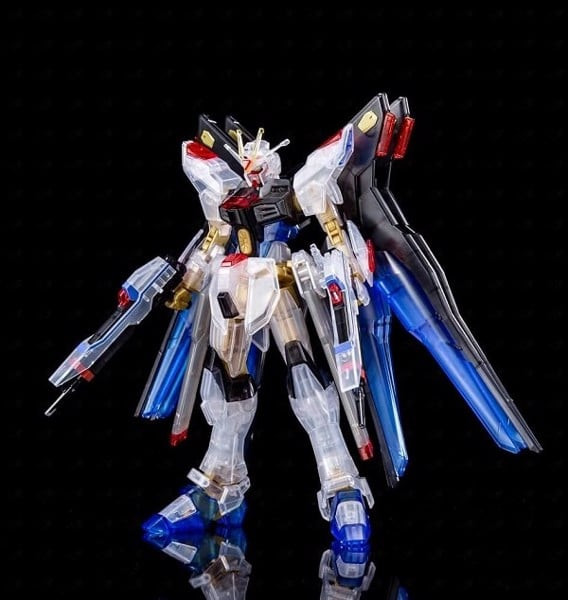 H_Gundam_Limited_Strike_Freedom_Gundam__Clear_Color__Chinh_Hang_Bandai_F5A62882E292489Eb11Deb1220486Acf_Grande.jpg Gundam