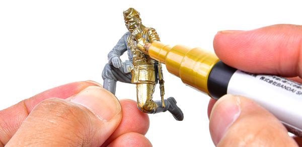 Huong_Dan_Su_Dung_Gundam_Marker_Ex_Xgm08_Yellow_Gold_C98140F9Ea4541B9815E11708F00Ee9B_Grande.jpg Gundam