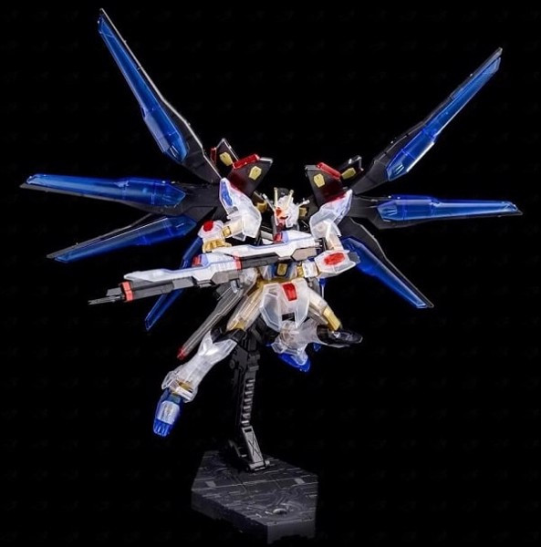 Mo_Hinh_Gundam_Limited_Strike_Freedom_Gundam__Clear_Color__E4D5De06Ceb1401Cb45562579C1Bdee4_Grande.jpg Gundam