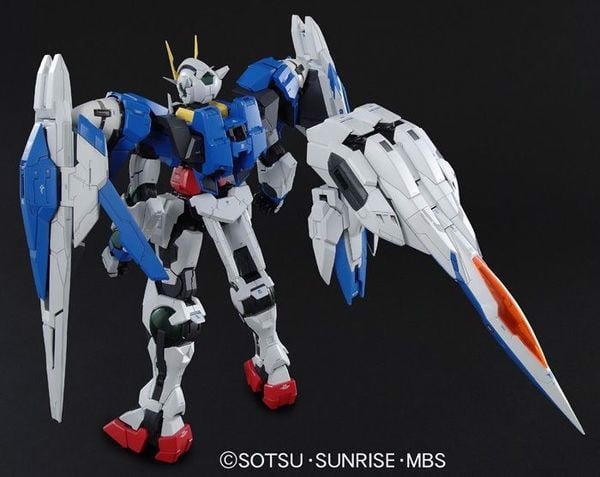 Mua_00_Raiser_Pg_Gundam_Chinh_Hang_Babcf973Cc92485Fbee5Aa6C61Ec6057_Grande.jpg Gundam