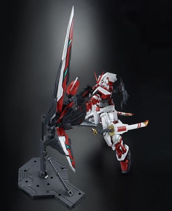 Mua_Gundam_Astray_Red_Frame_Kai_Pg_O_Hcm.jpg Gundam