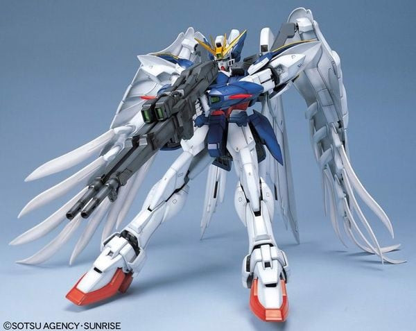 Mua_Mo_Hinh_Wing_Gundam_Zero_Custom_Pg_Gia_Re_0D8455B1Fa6A4C54A536Ffa91A863B9E_Grande.jpg Gundam
