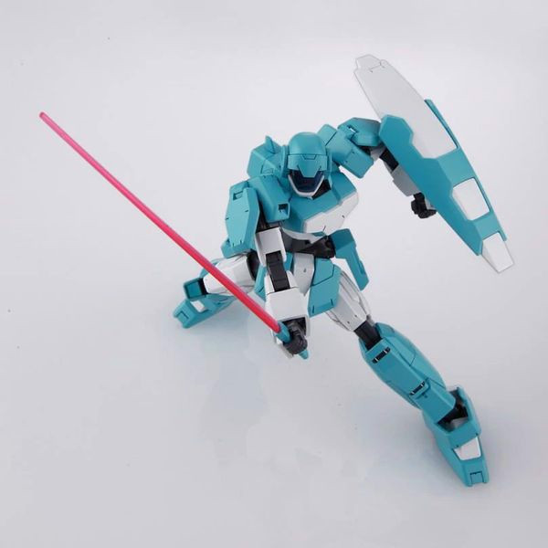 Review_Adele_Rge-G1100_Gundam_Age_Hg_385E3007409A4A12B7175F07D17Be6C8_Grande.jpg Gundam