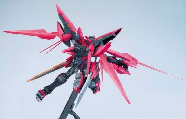 Review_Gundam_Exia_Dark_Matter_Mg_94Eed8Bb60044A58993A2B5Ff2228Cd4_Grande.jpg Gundam