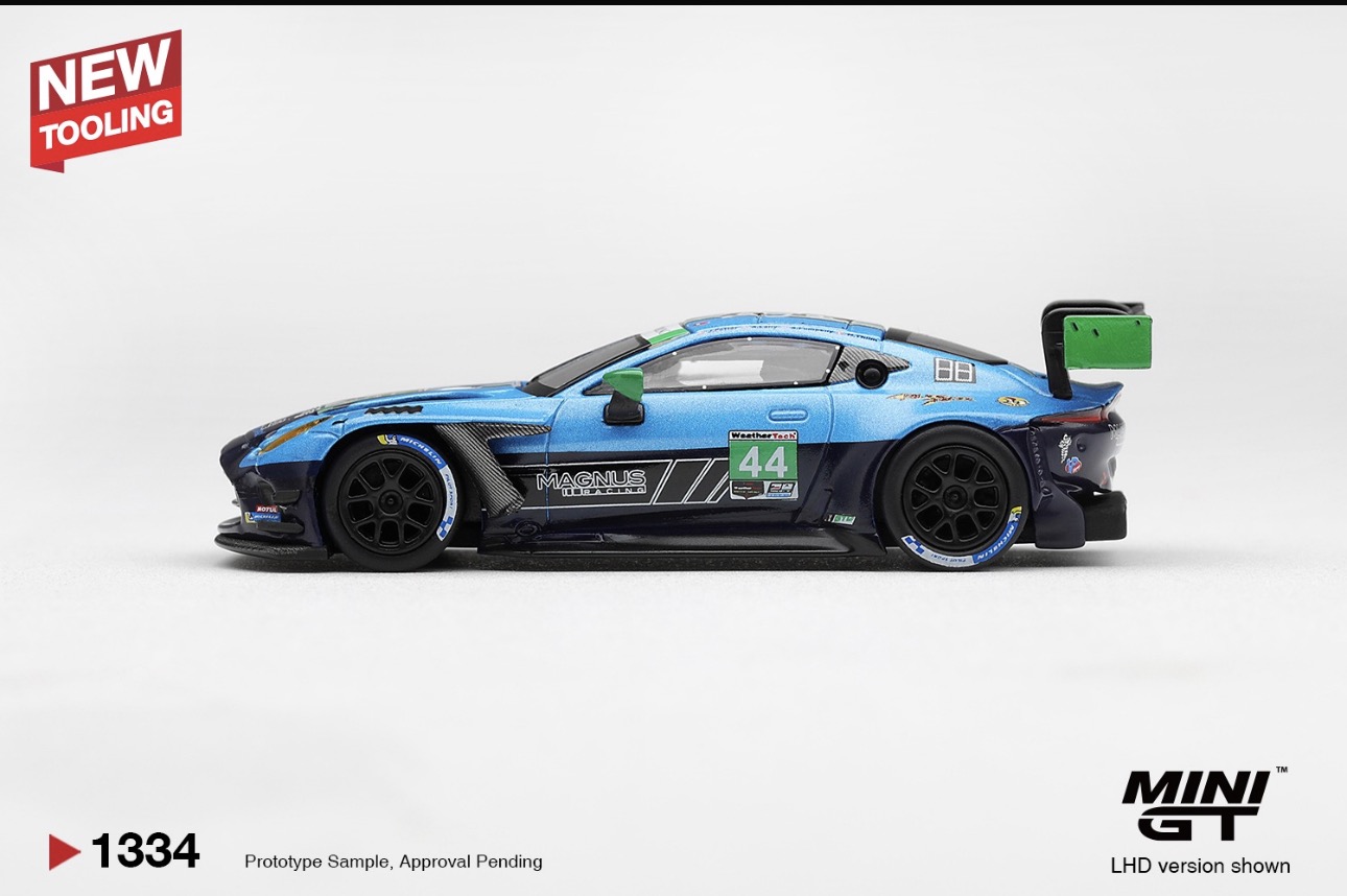 Aston Martin Vantage GT3 Evo #44 Magnus Racing 2025 IMSA Daytona 24 Hrs MGT01334-L - Ảnh 3
